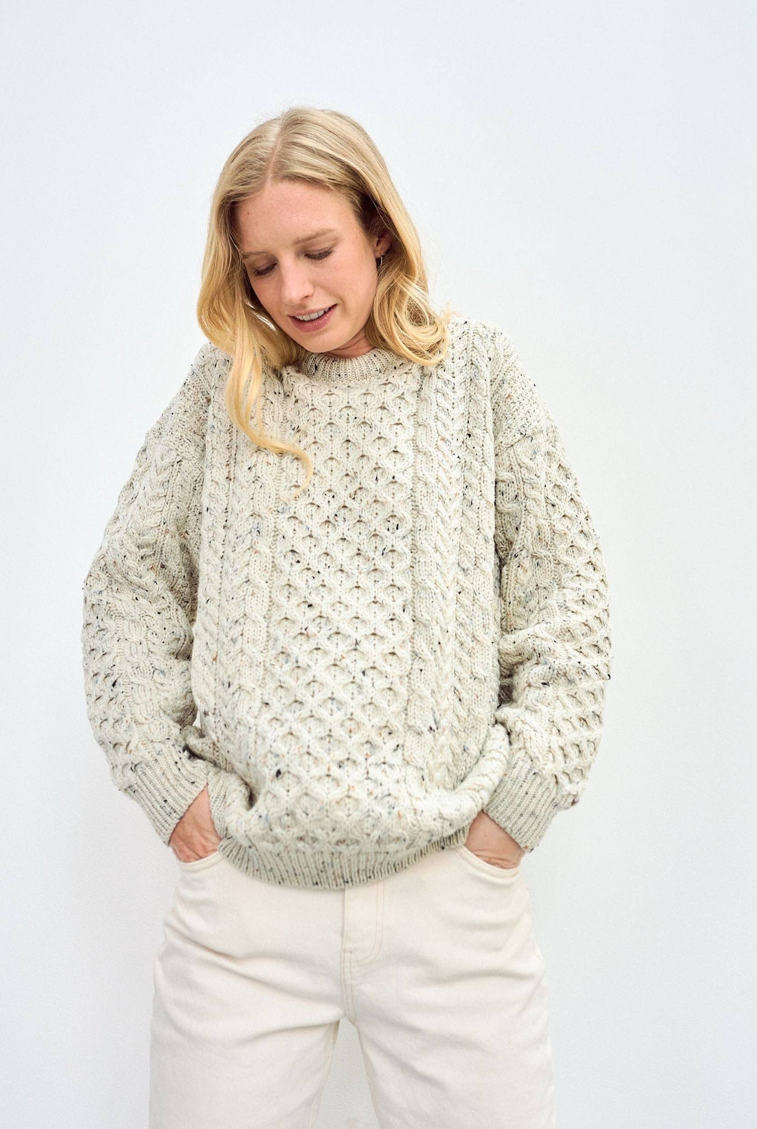Aran Woollen Mills - Inisheer Traditional Ladies Aran Sweater - Flecked Cream - Large