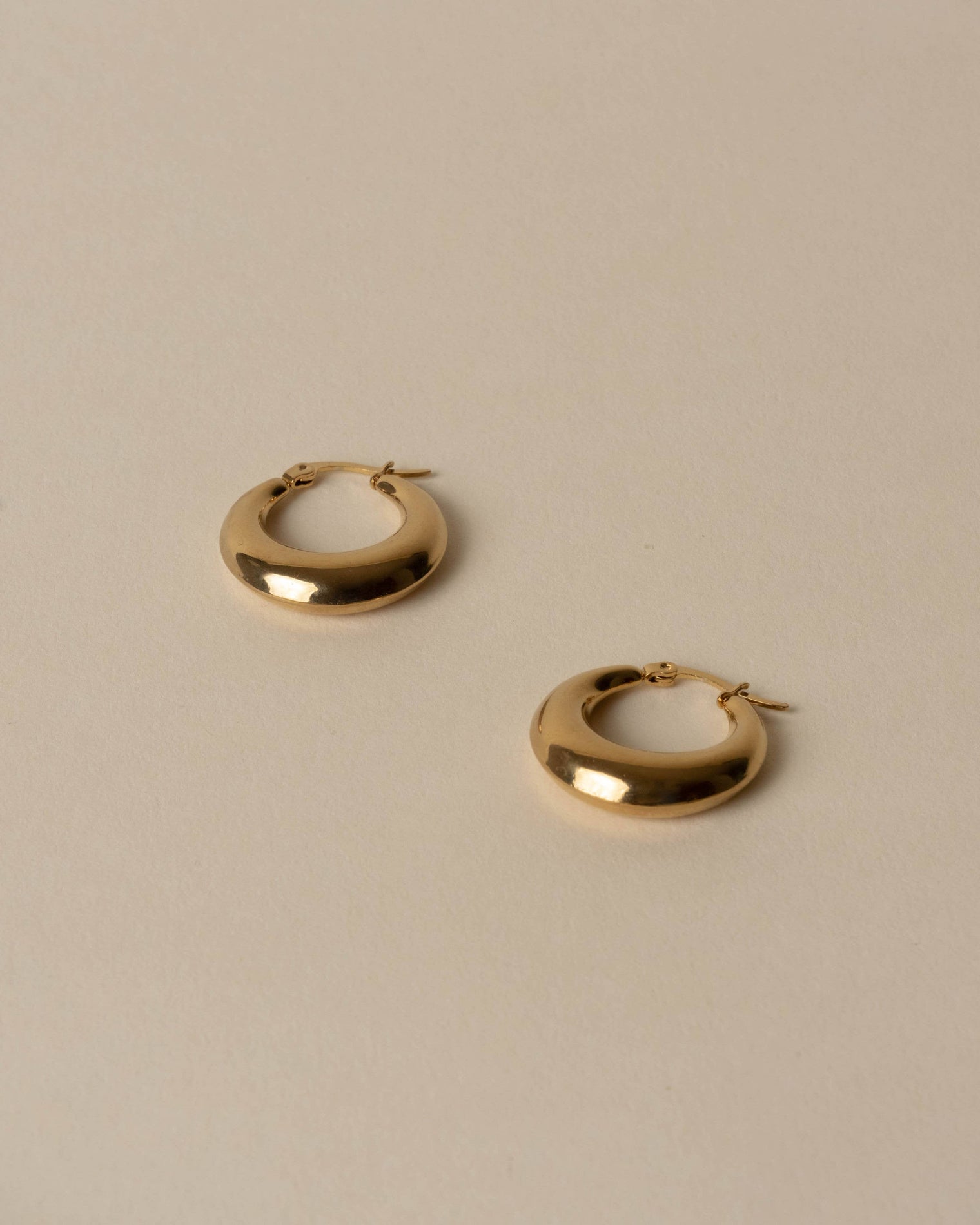 Hunter & Hare - Emilia Voluptuous Gold Hoops