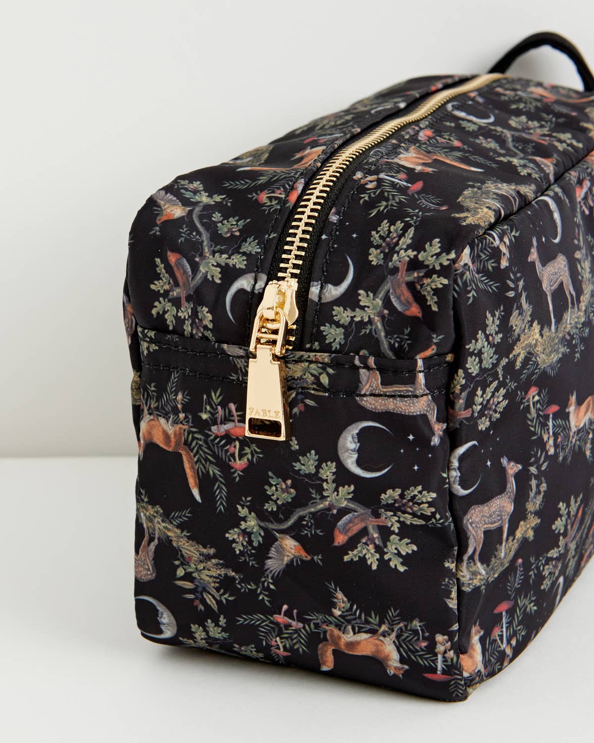 Fable England - A Night's Tale Woodland Pouch Black