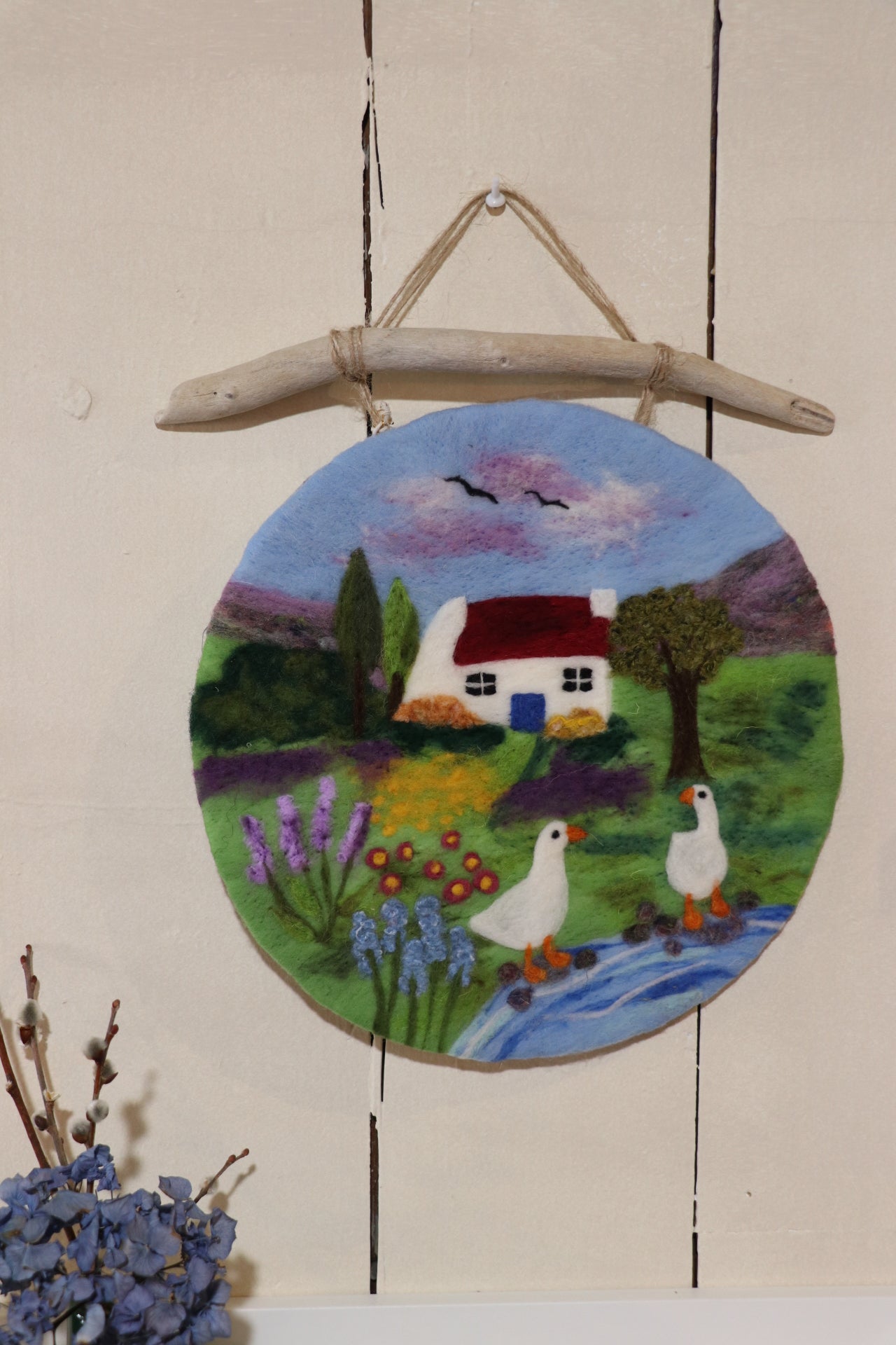 Magic of Wool - House and geese