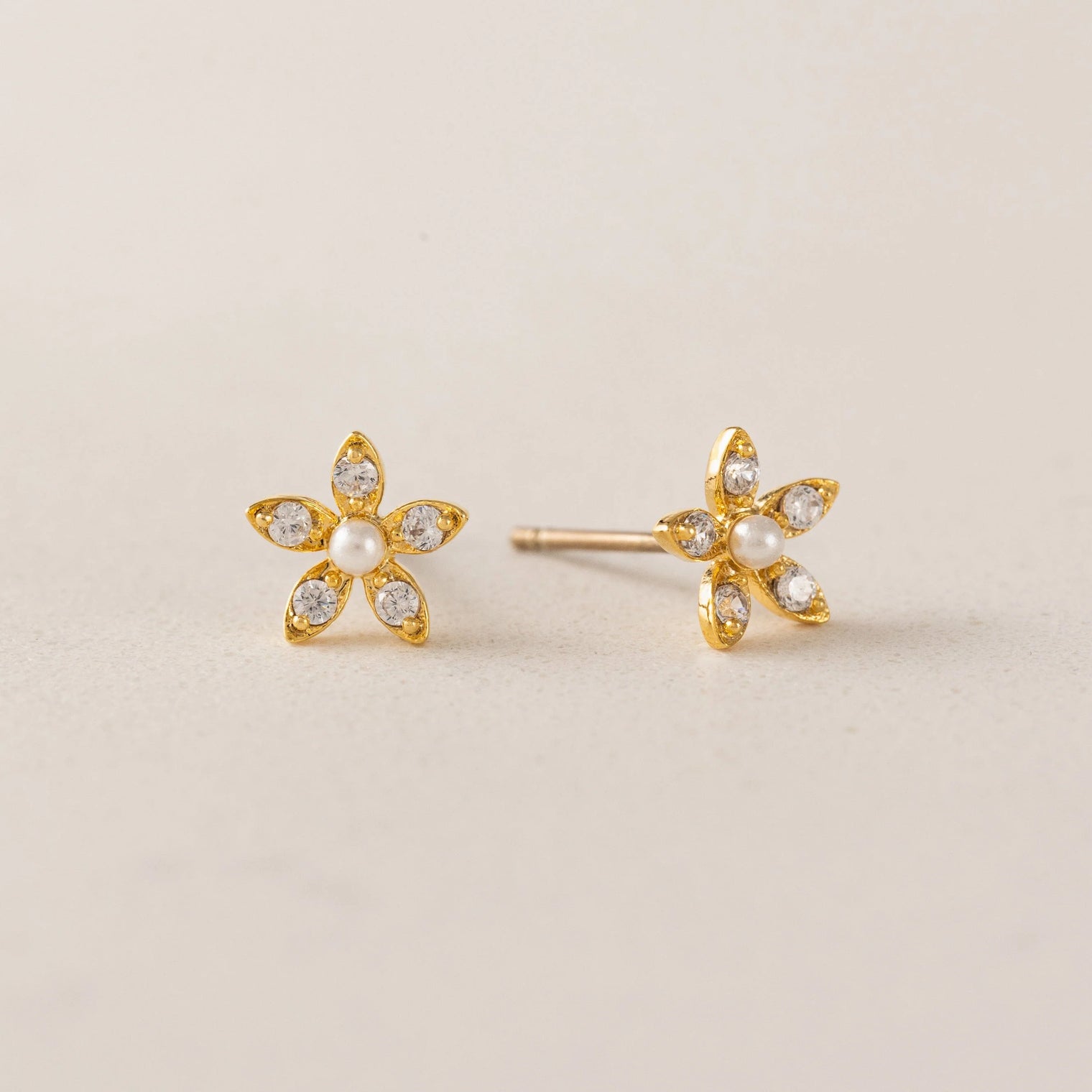 Lily Stud Earrings