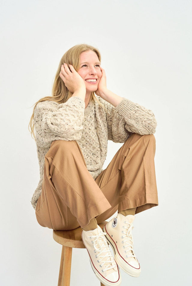 Aran Woollen Mills - Inishbofin Ladies Traditional Aran Sweater - Flecked Oat