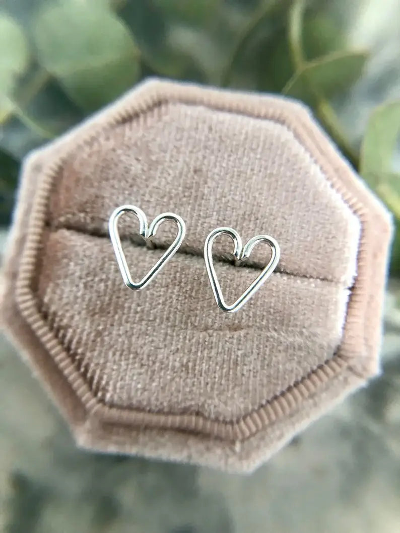 Open Fire Jewellery - Heart Studs