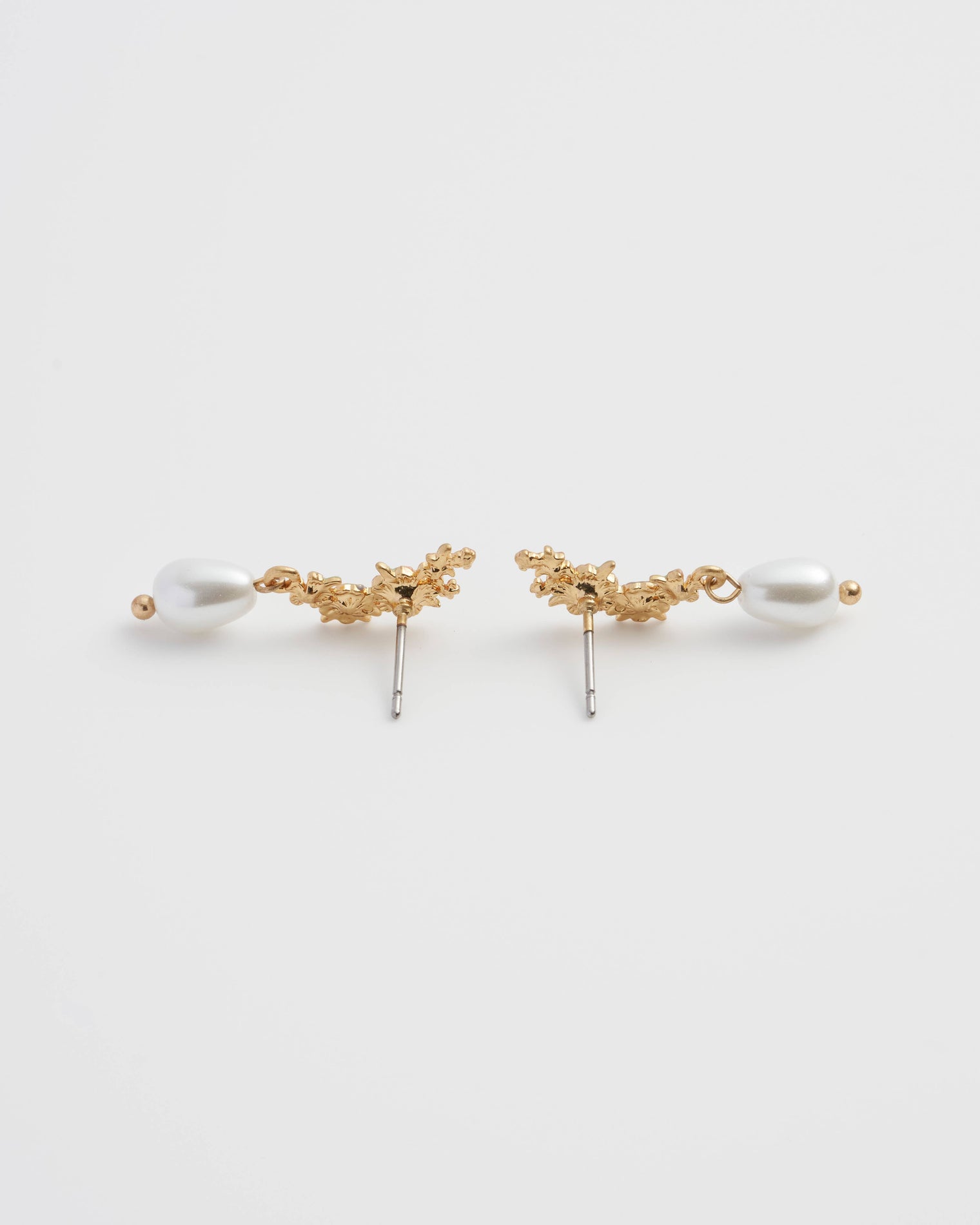 Fable England - Hibiscus & Pearl Earrings