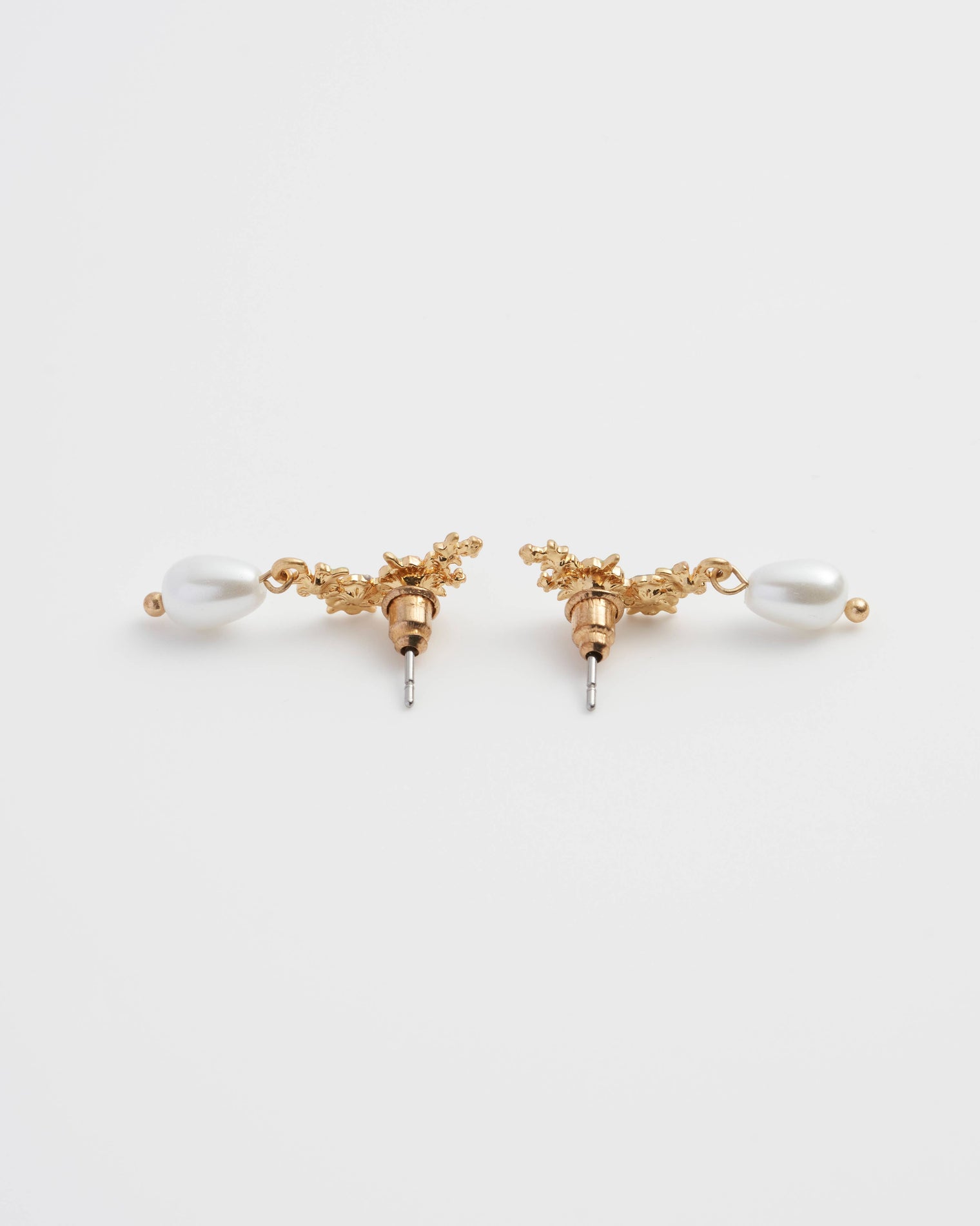 Fable England - Hibiscus & Pearl Earrings
