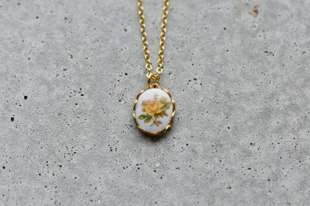 Vintage Yellow Floral Necklace