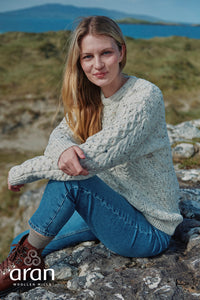 Aran Woollen Mills - Inisheer Traditional Ladies Aran Sweater -  Flecked Cream - Large