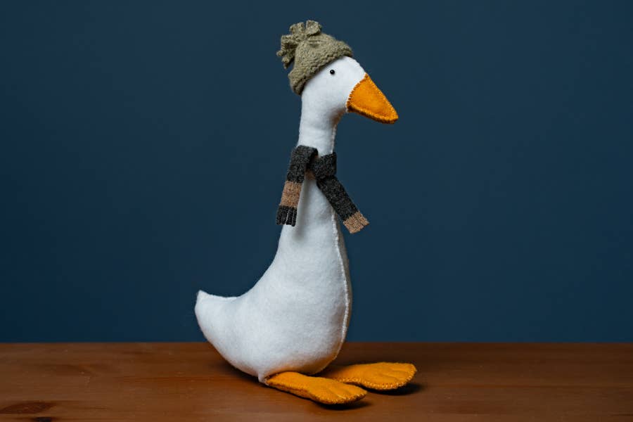 Genius Premium Craft - DIY Felt Goose Sewing Kit