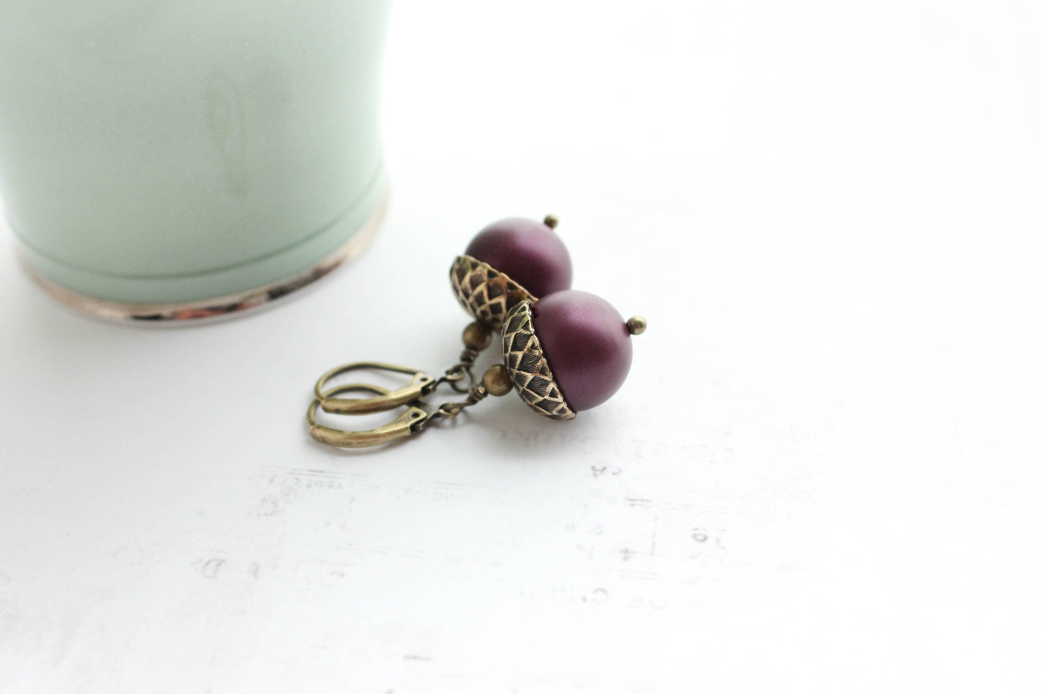 A Pocket of Posies - Pearl Acorn Earrings - ANTIQUED BRASS: Light Chocolate