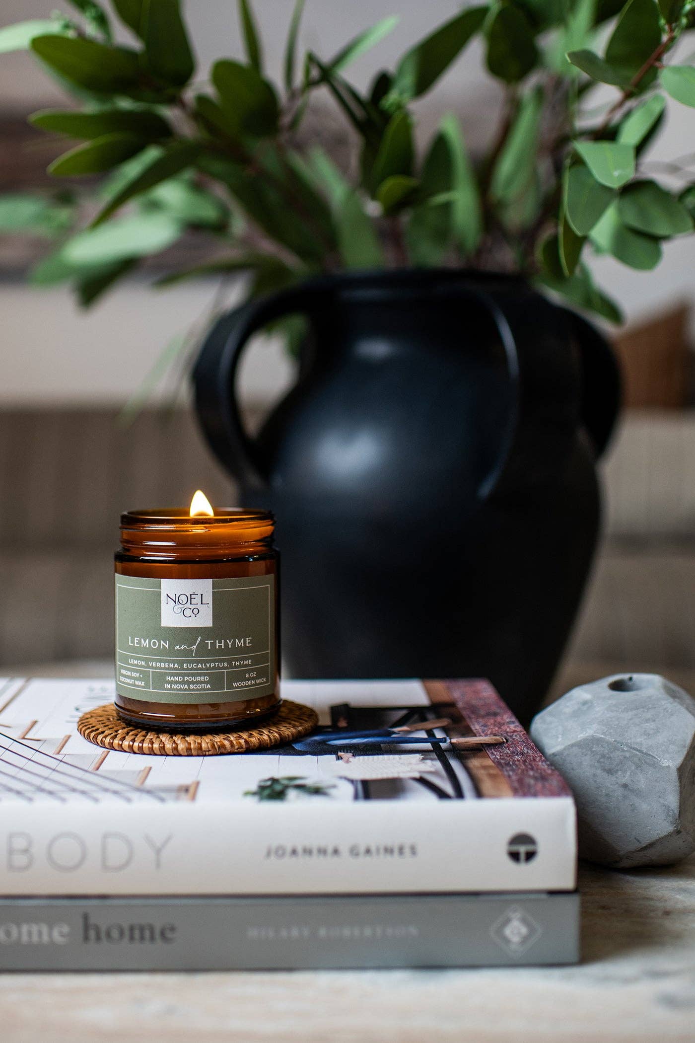 Noël & Co. - 9 oz. Candle - Lemon & Thyme