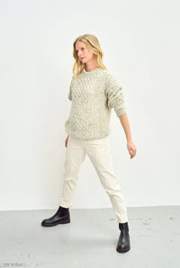 Aran Woollen Mills - Inisheer Traditional Ladies Aran Sweater -  Flecked Cream - Large