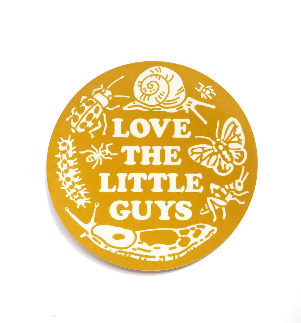 Hissing Mink - Sticker - Love the Little Guys
