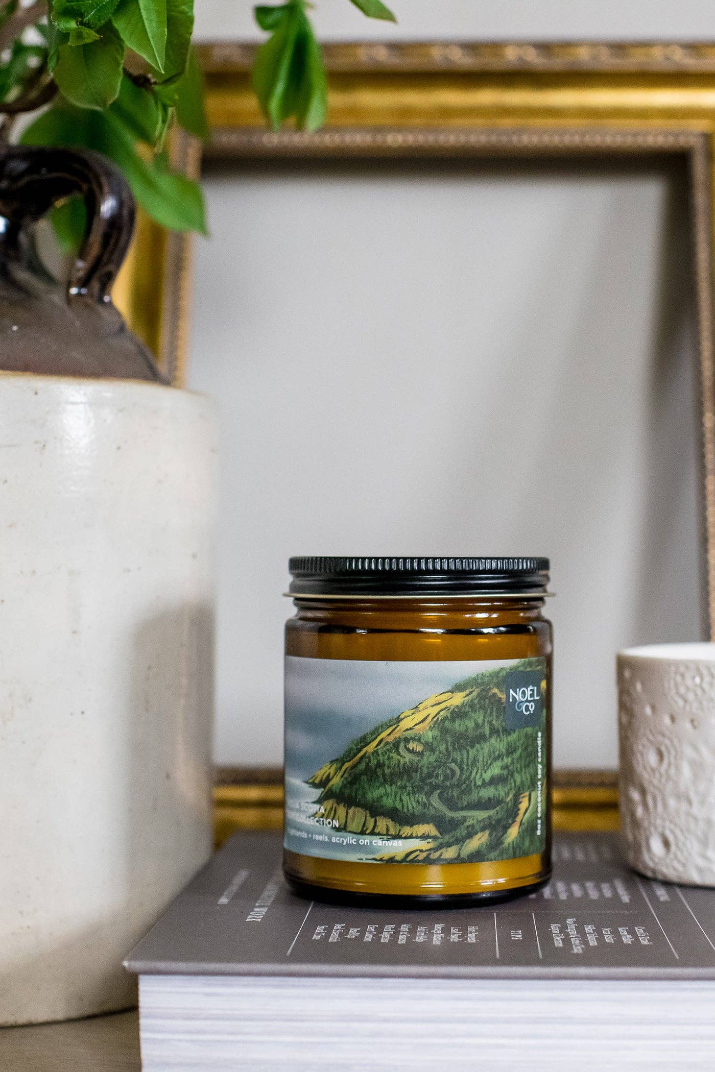 Noël & Co. - Candle - Highlands & Reels