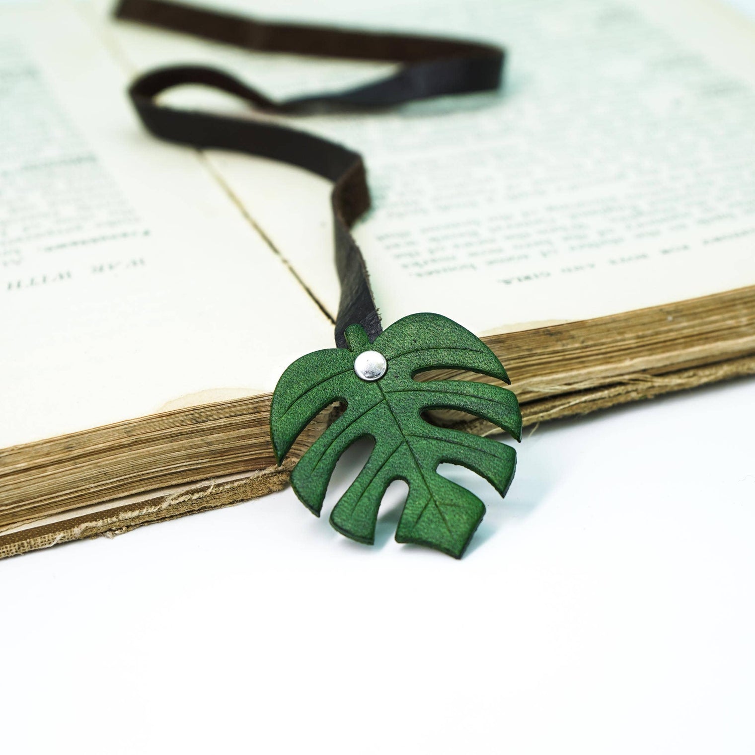 Monstera Leaf Bookmark