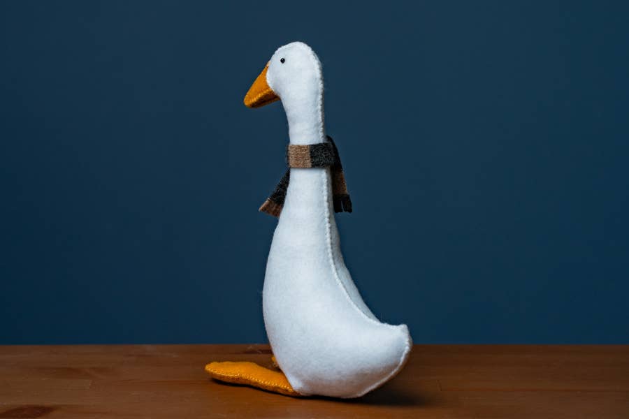 Genius Premium Craft - DIY Felt Goose Sewing Kit