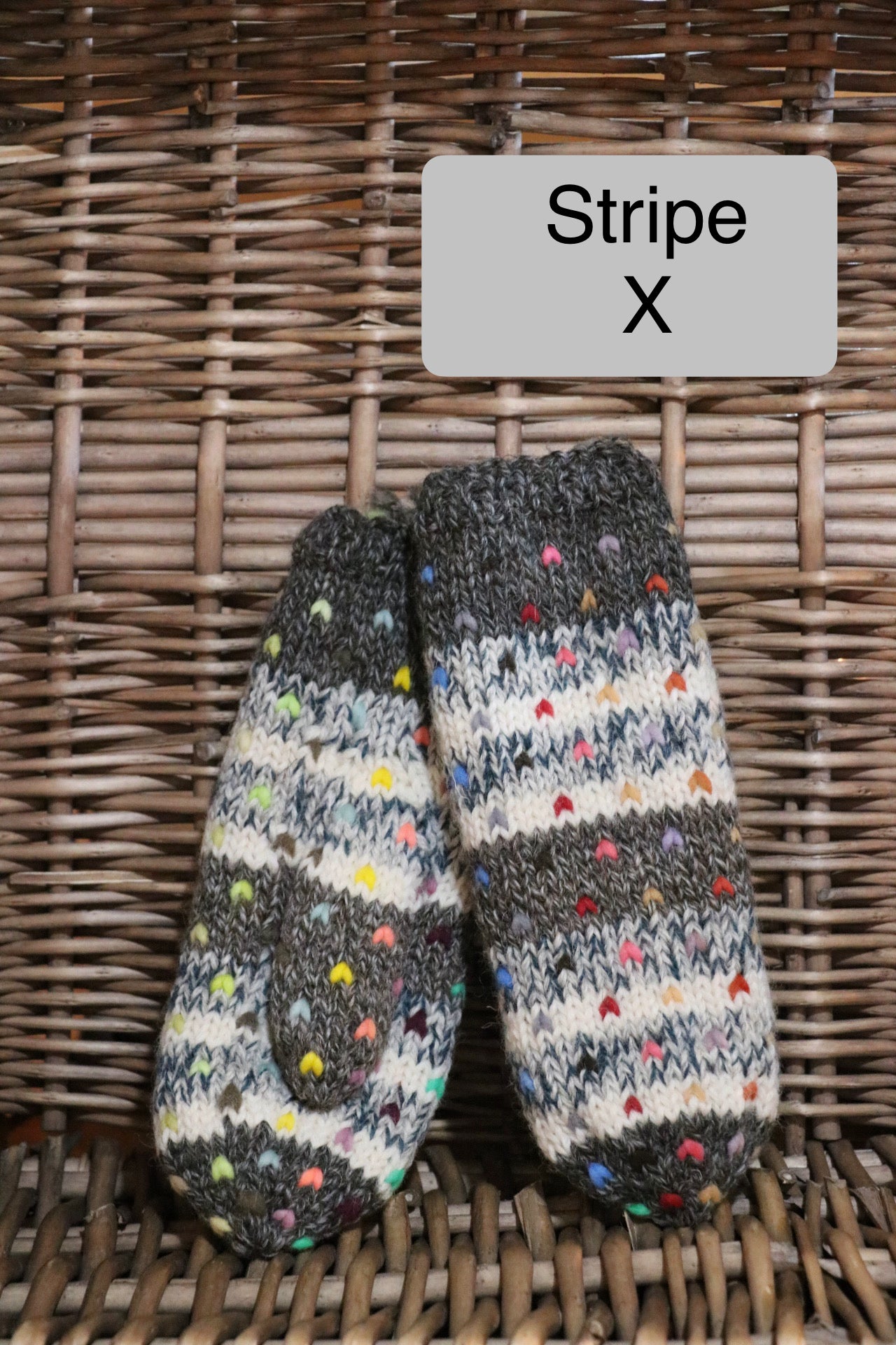 Thrum Mittens - Northern Watters Knitwear