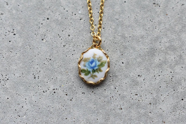 Vintage Blue Floral Necklace