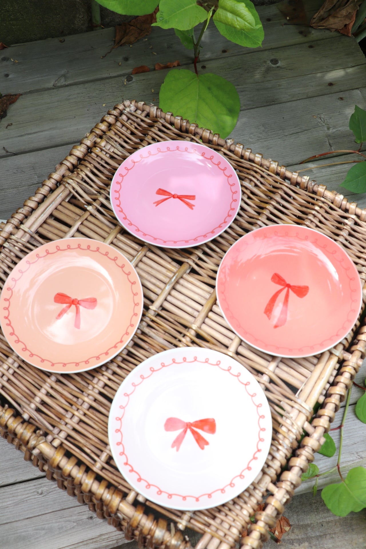 Bowtique Appetizer Plates Set of 4