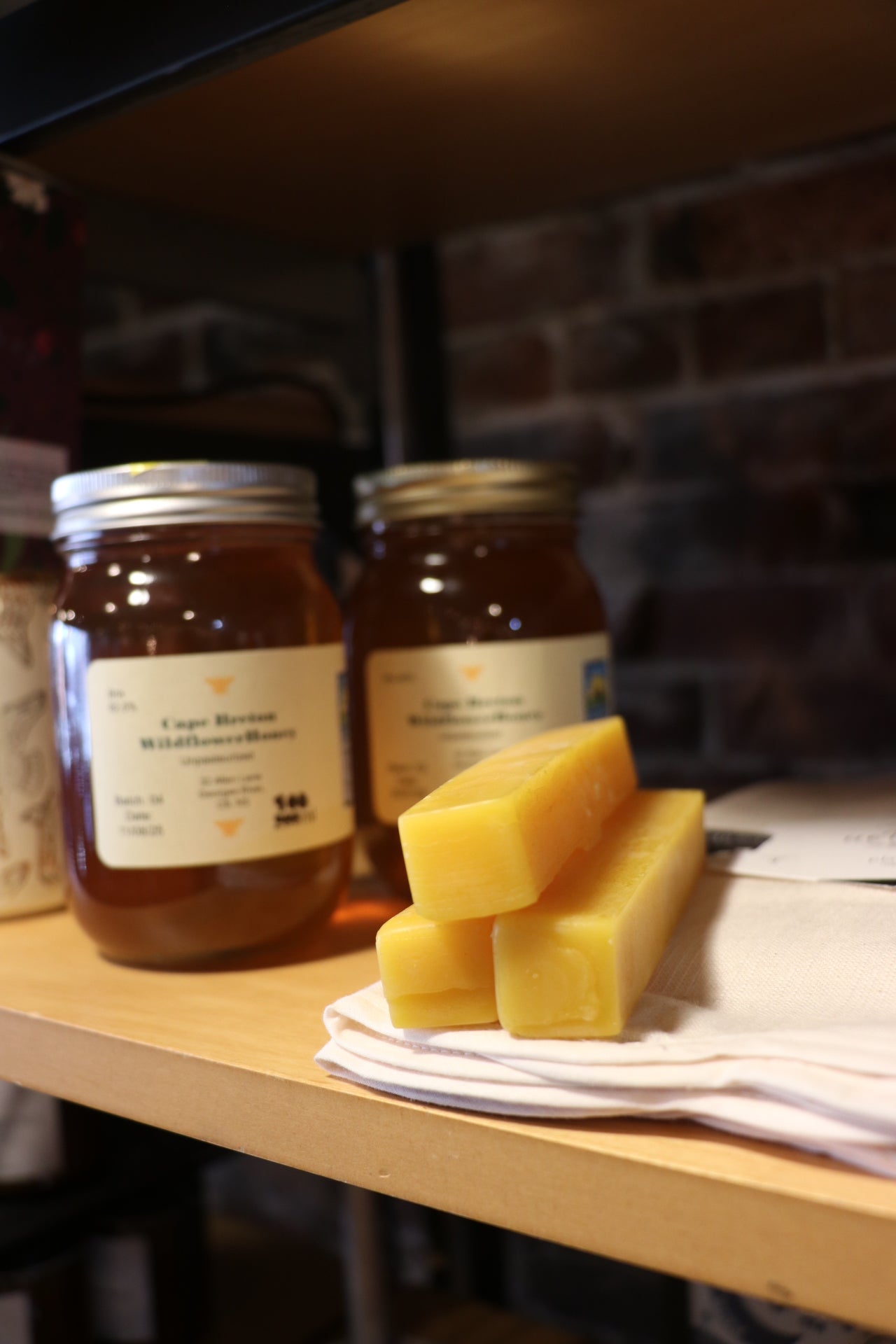 Highland View Organic Farm - Raw Beeswax