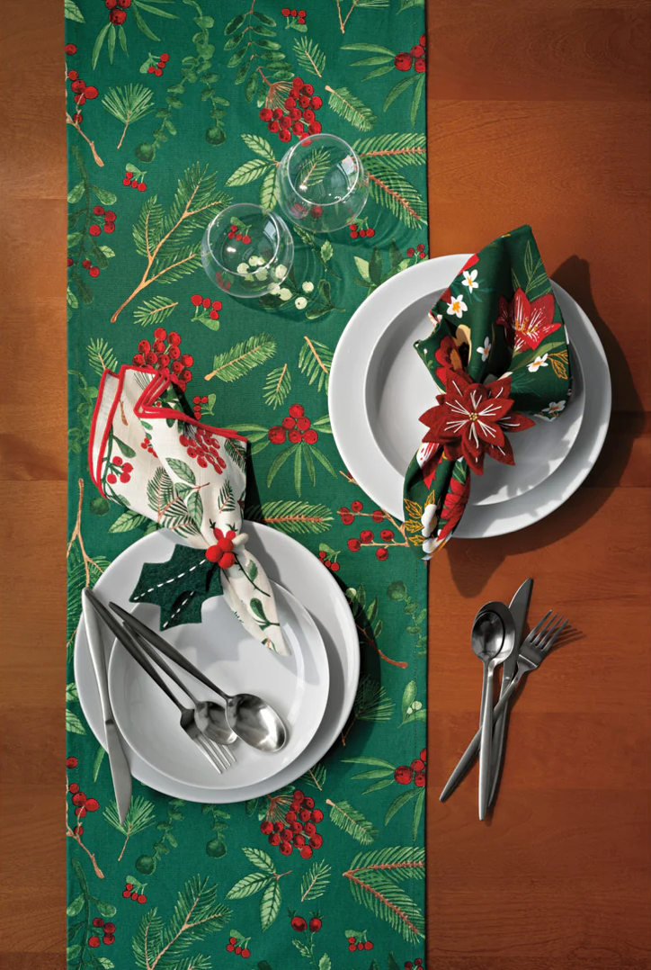 Amaryllis Christmas Runner