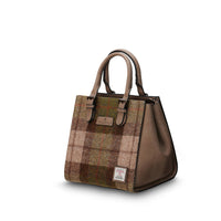 Islander - The Medium Caillie Tote
