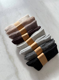 Billy Bamboo - Fluffy Angora Wool