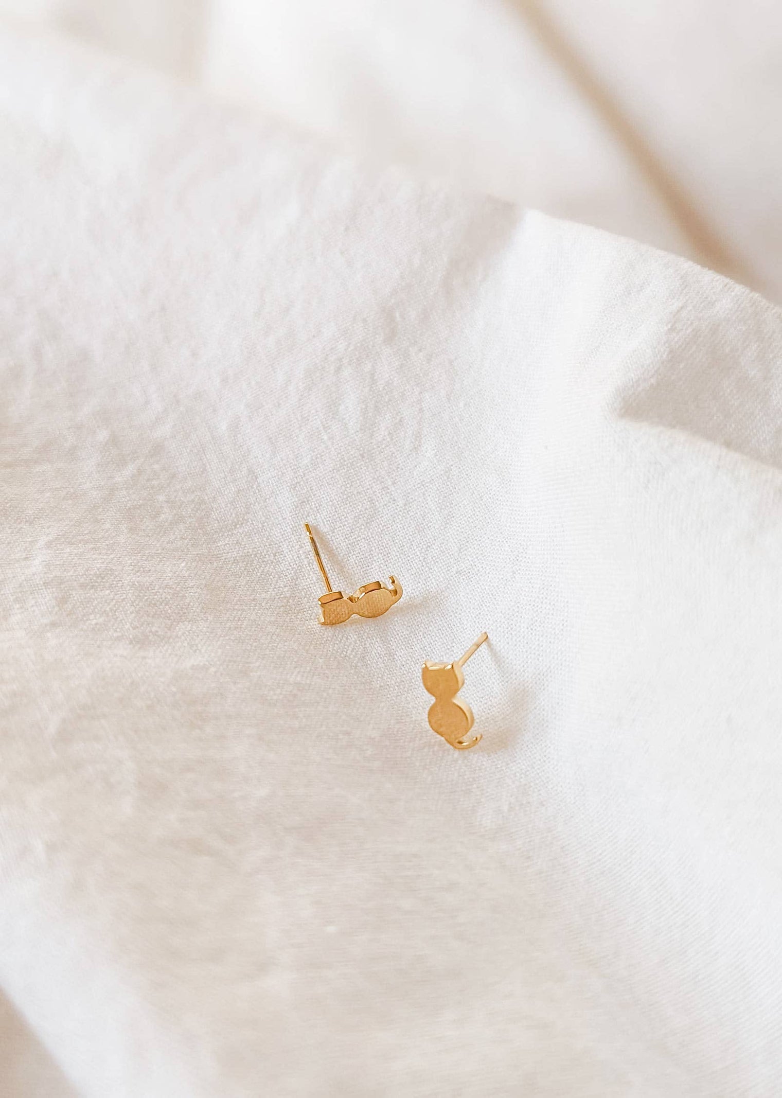 Deux Petits Chats Earrings