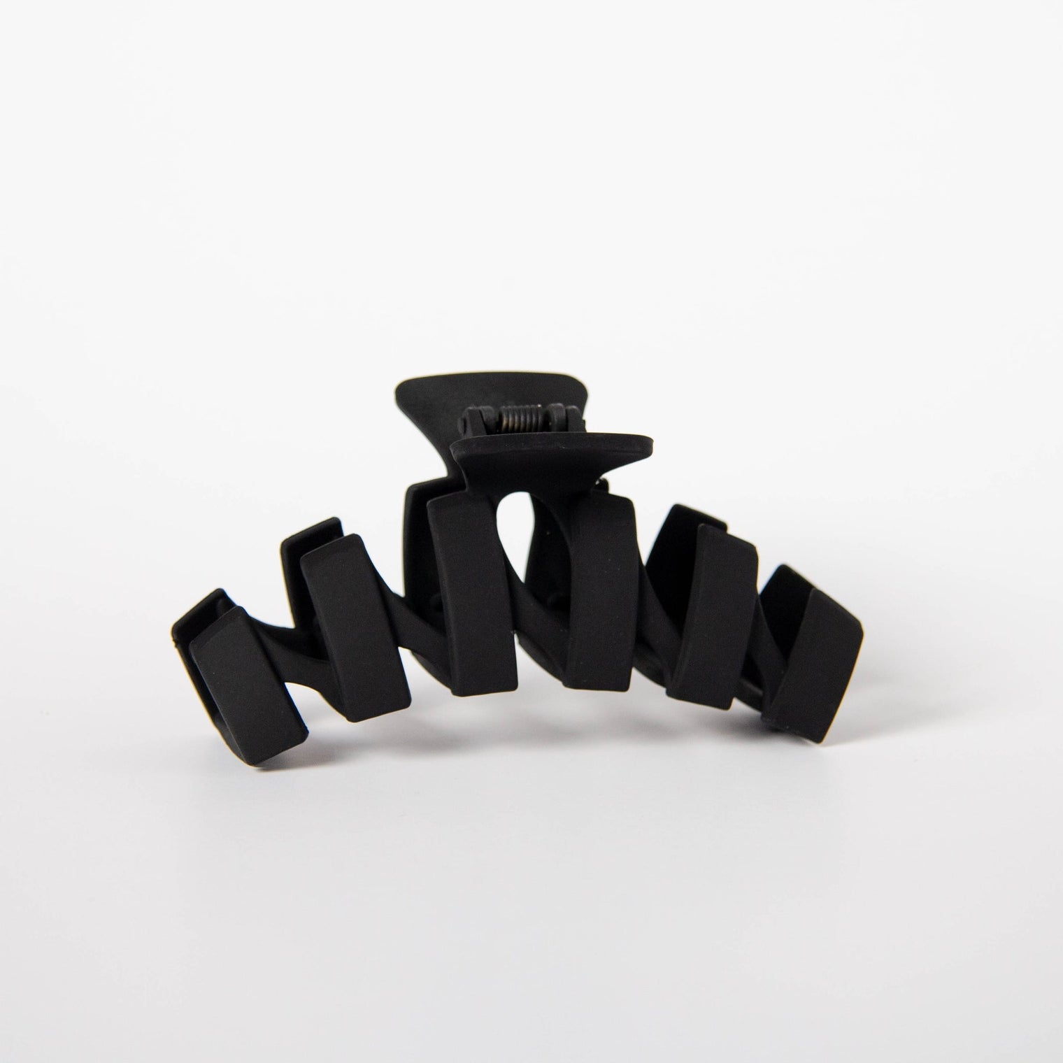 Wavy Matte Clip