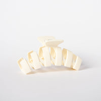 Wavy Matte Clip